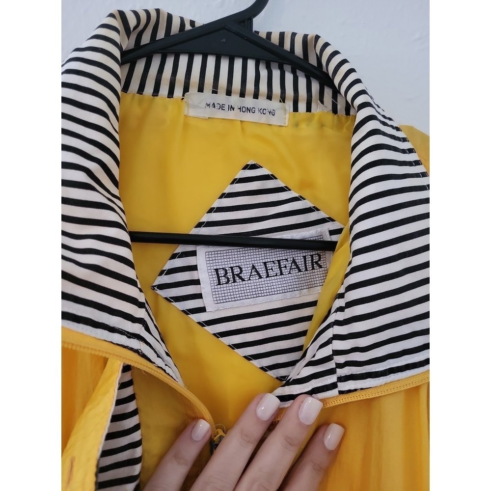 Braefair Vintage Yellow Windbreaker Jacket Striped Trim Nylon Parka Womens L - Picture 2 of 3